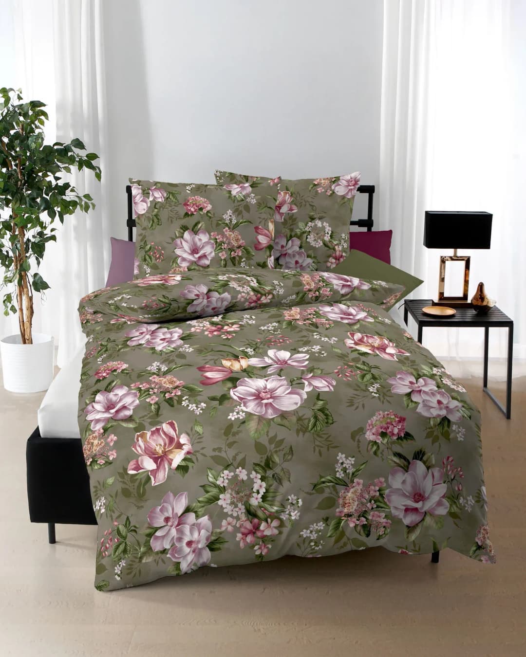 Magnolia Floral Feinbiber Grün 135 x 200 cm + 80 x 80 cm