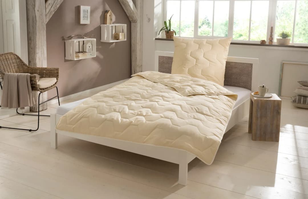 Naturfaserbettdecke OTTO HOME "Baumwolle 60 C, Bettdecke 135x200 cm, 155x220 cm, 200x200 cm", beige (natur), B:155cm L:220cm, Bezug: 100% Baumwolle. Füllung: 100% Baumwolle, Bettdecken, Bettdecken, Sommer, Winter, 4 Jahreszeiten, Decke, Made in Germany
