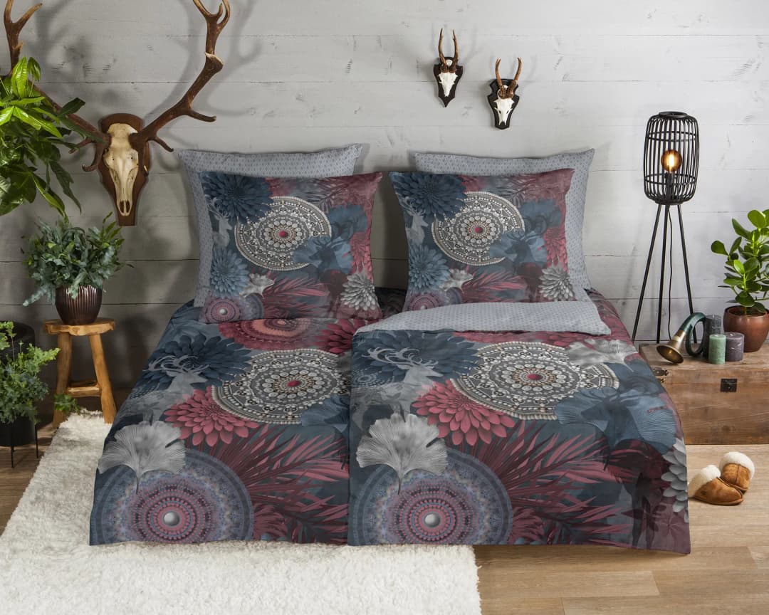 Makenna Blumen Flanell Grau 135 x 200 cm + 2 x 80 x 80 cm