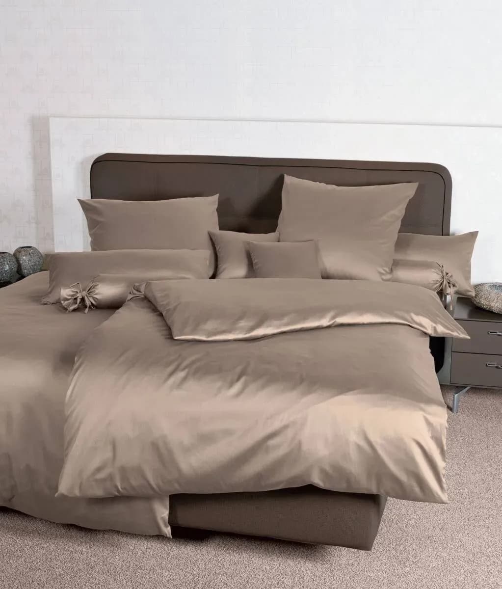 Colors 31001 taupe 200 x 220 cm + 2 x 80 x 80 cm