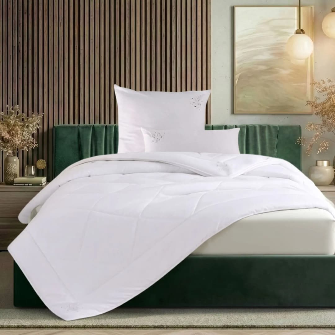 Microfaserbettdecke OTTO HOME "Baca, Bettdecke 135x200 cm, 155x220 cm und weitere Größen", weiß, B:200cm L:220cm, Bezug: 100% Polyester. Füllung: 100% Polyester, Bettdecken, Microfaserbettdecke, Bettdecken, Sommer, Winter, 4-Jahreszeiten, Decke