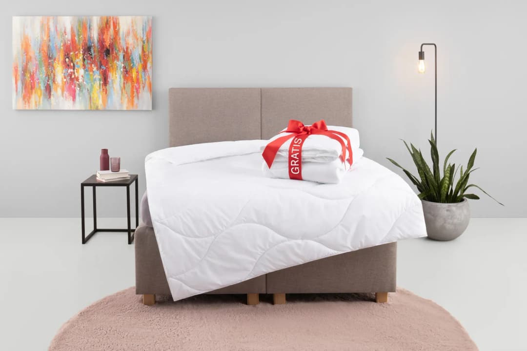 Microfaserbettdecke OTTO HOME "Caelan, kaufe eine Decke - erhalte die Leichtbettdecke gratis dazu", weiß, B:155cm L:220cm, Bezug: 100% Polyester. Füllung: 100% Polyester, Bettdecken, Microfaserbettdecke, Bettdecke 135x200 cm und 155x220 cm, Sommer, Winter