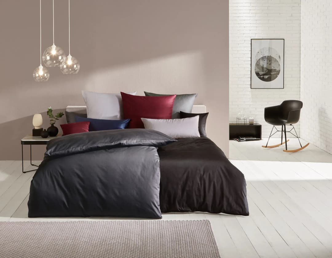 Uni Mako-Satin anthrazit 155 x 220 cm + 80 x 80 cm