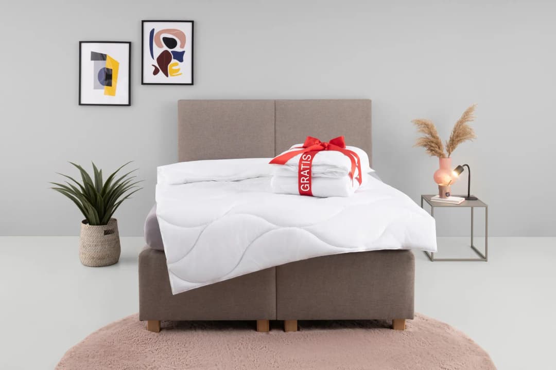 Microfaserbettdecke OTTO HOME "Caelan, kaufe eine Decke - erhalte die Leichtbettdecke gratis dazu", weiß, B:155cm L:220cm, Bezug: 100% Polyester. Füllung: 100% Polyester, Bettdecken, Microfaserbettdecke, Bettdecke 135x200 cm und 155x220 cm, Sommer, Winter